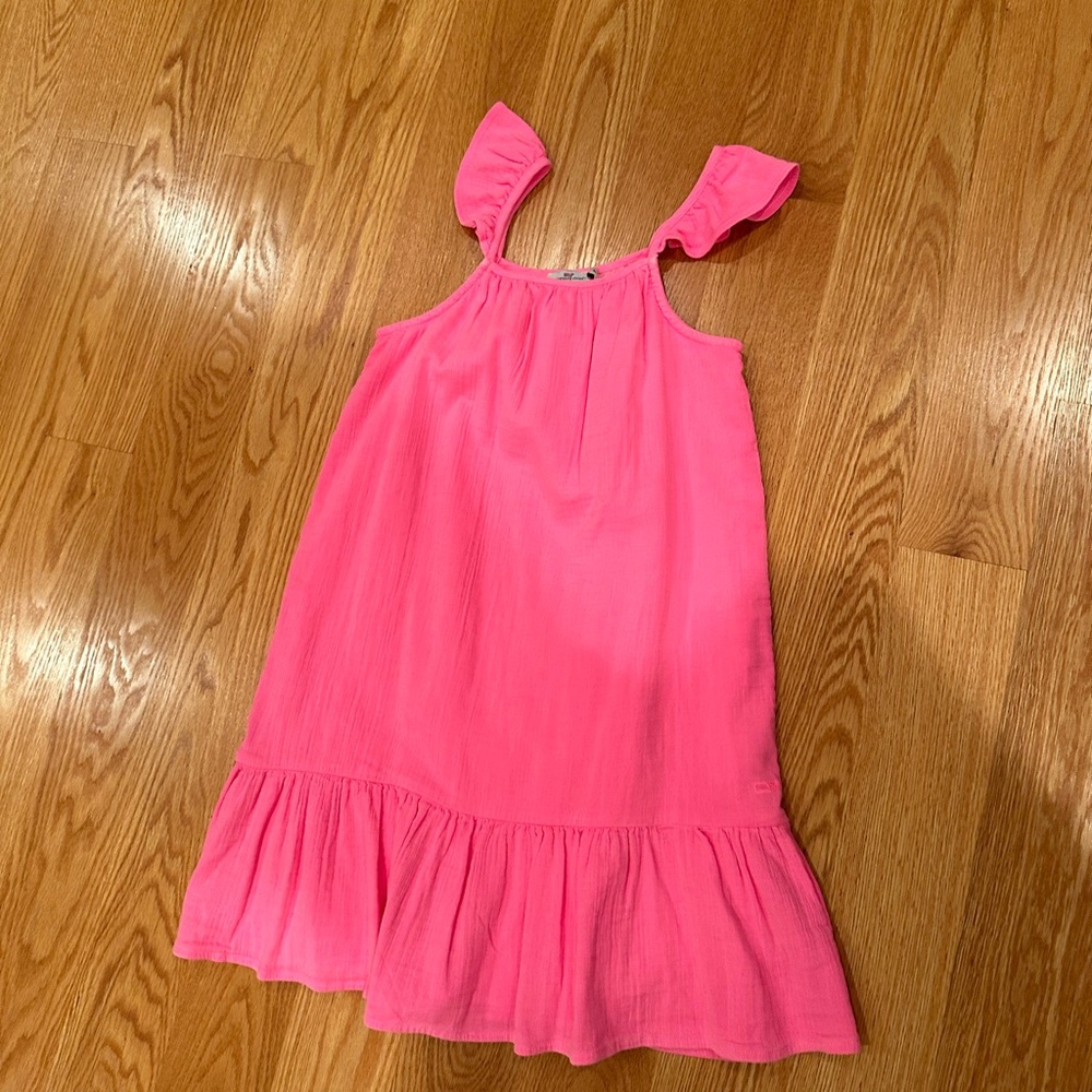 Vineyard vines girls size M  summer dress in beautiful pink
